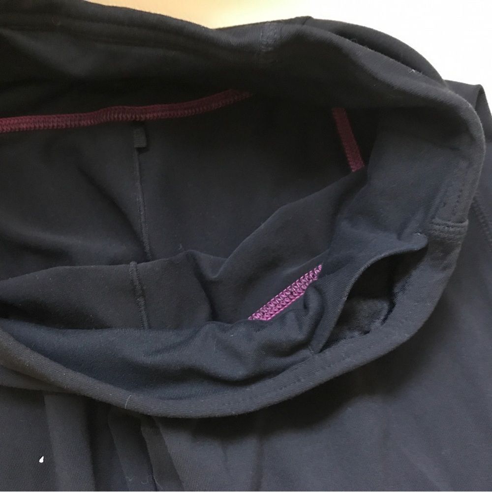 4 for $20 Prana Capri Leggings with Open Sides (S) - Picture 6 of 11